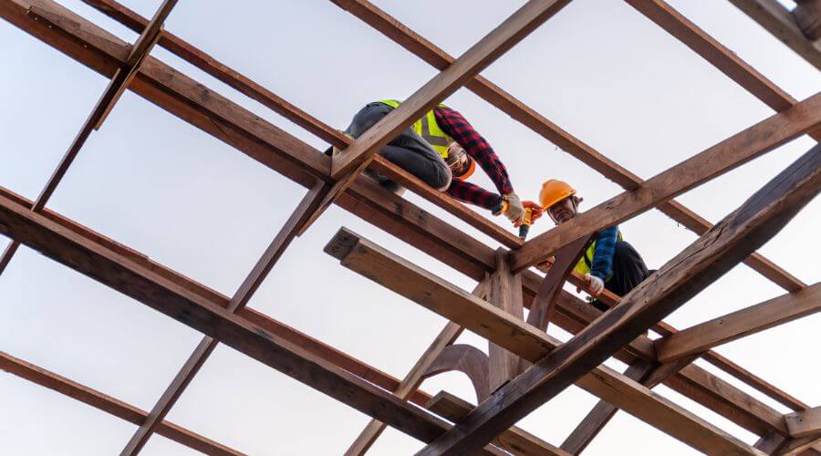 Professional New roof installation in Ellsworth, IL